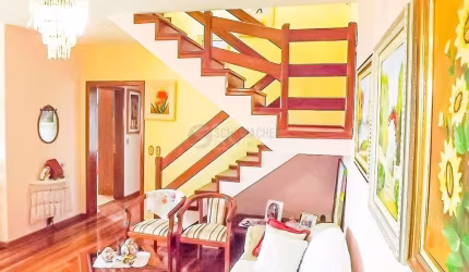 Cobertura para Venda - 203.74m², 3 dormitórios, 1 vaga - Cavalhada