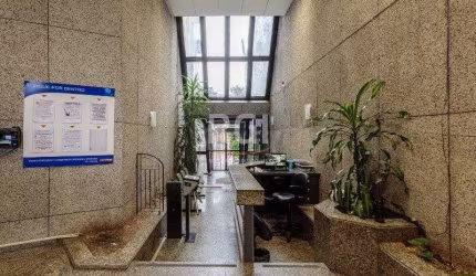 Predio para Venda - 1024m², 0 dormitórios, 9 vagas - São João