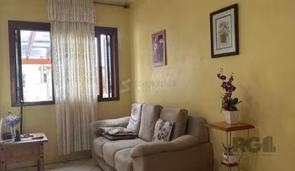 Casa em Condomínio em Hípica