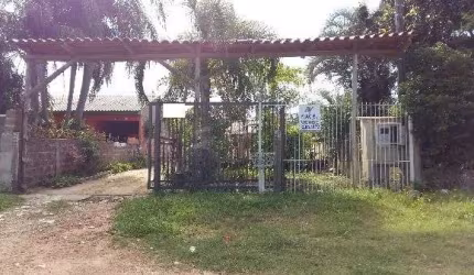 Casa para Venda - 100m², 3 dormitórios, 6 vagas - Hípica