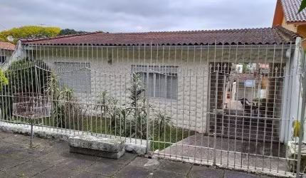 Casa 169m² - 2 dormitórios, 2 vagas no bairro Cavalhada