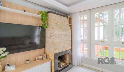 Casa em condomínio de 127m² no bairro Teresópolis