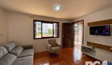 Casa 4 dormitórios no bairro Santo Antônio