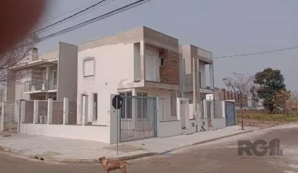 Casa à venda em Canoas - 2 quartos, 2 suítes, 3 banheiros