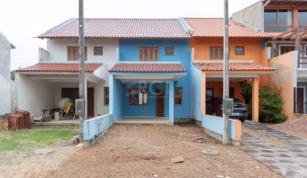 Casa para Venda - 115m², 3 dormitórios, sendo 1 suites, 2 vagas - Urubatã