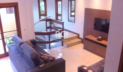Casa Condominio para Venda - 240.5m², 3 dormitórios, sendo 1 suites, 3 vagas - Ipanema