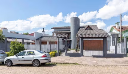 Casa para Venda - 451.63m², 5 dormitórios, sendo 1 suites, 4 vagas - Cristal