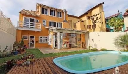 Casa para Venda - 208.06m², 3 dormitórios, sendo 1 suites, 2 vagas - Altos do Ipê
