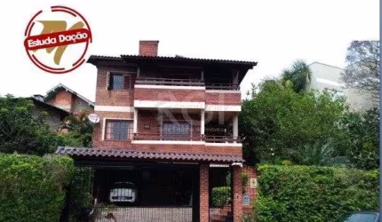 Casa para Venda - 320m², 3 dormitórios, sendo 1 suites, 2 vagas - Imperial Parque