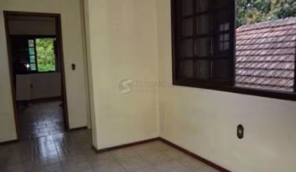 Casa para Venda - 190m², 3 dormitórios, sendo 1 suites, 1 vaga - Partenon