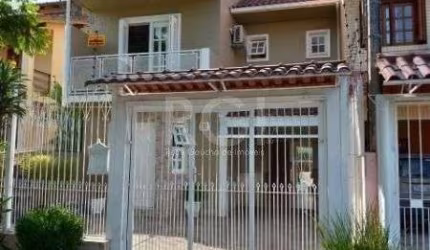 Casa para Venda - 231.52m², 3 dormitórios, sendo 1 suites, 2 vagas - Imperial Parque