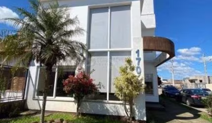Casa para Venda - 223m², 3 dormitórios, sendo 1 suites, 2 vagas - Lagos De Nova Ipanema