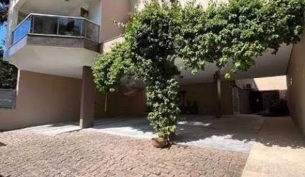 Apartamento em Porto Alegre, no bairro Tristeza, com 2 dormitório(s), e 2 banheiros, à venda.
