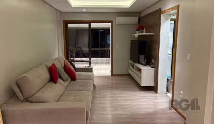 Apartamento mobiliado, 3 dormitórios, 1 suíte, vaga de garagem, Bairro Vila Eunice
