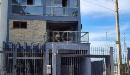 Casa para Venda - 276m², 4 dormitórios, sendo 2 suites, 3 vagas - Jardim Itu