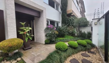 Venda, casa com 3 dormitórios, sendo 2 suítes, opção para 4º dormitório, 4 vagas, na Chácara das pedras, Porto Alegre RS