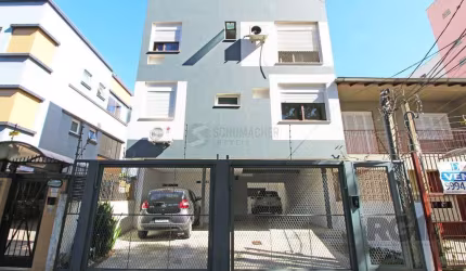 Apartamento de 2 dormitórios e 1 vaga de garagem no bairro Santana em Porto Alegre