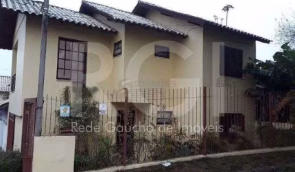 Casa para Venda - 149.47m², 3 dormitórios, sendo 1 suites, 1 vaga - Cavalhada