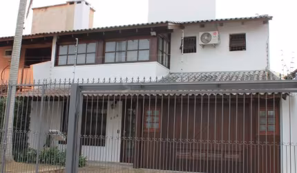 Casa para Venda - 180.83m², 3 dormitórios, sendo 1 suites, 2 vagas - Ipanema