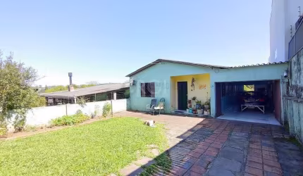 Casa para Venda - 100m², 3 dormitórios, 2 vagas - Lomba do Pinheiro