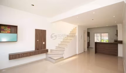 SOBRADO MOBILIADO, 2 QUARTOS, 2 VAGAS - CAMINHOS DO SOL - GUARUJÁ