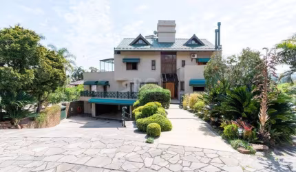 Casa Condominio para Locação/Aluguel - 784m², 6 dormitórios, sendo 2 suites, 6 vagas - Ipanema