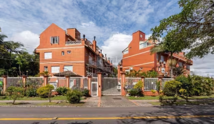 Casa em Condomínio em Vila Assunção