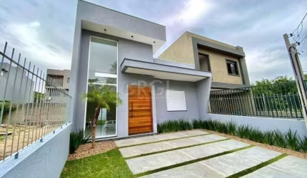 Casa para venda com 3 dormitórios, sendo 1 suíte e 2 vagas no bairro Ipanema