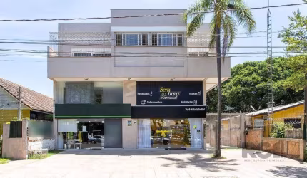 Apartamento excelente no Condomínio Portosul, localizado no bairro Tristeza