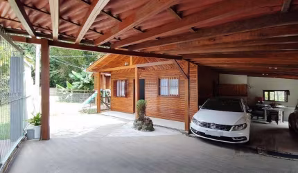 Casa térrea, 2 quartos, edícula com 2 quartos, pático, piscina - Bairro Cavalhado