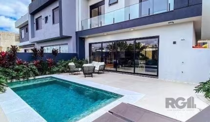 Casa em Condomínio em Centro
