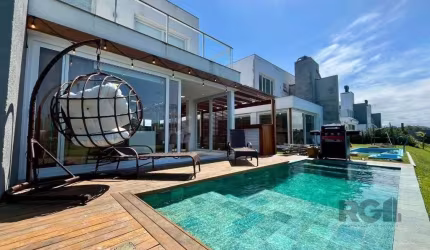 Casa em Condomínio em Atlântida