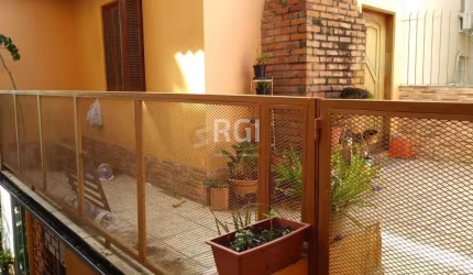 Casa para Venda - 164m², 2 dormitórios, 2 vagas - Santana