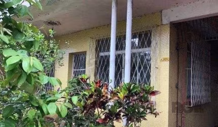 CASA SOBRADO NO cRISTO rEDENTOR DE 5 DORMITÓRIOS E 3 VAGAS