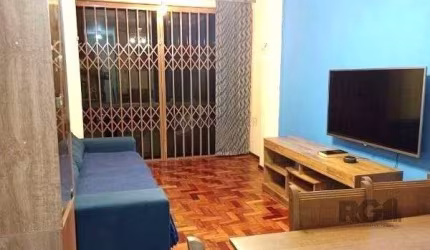 Apartamento de 2 dormitórios e vaga no Jardim Floresta