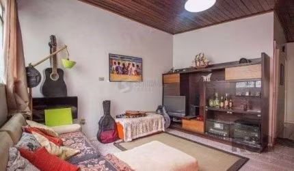 Casa sobrado do Rio Branco de 4 dormitórios e vaga