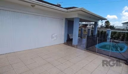 Ótima casa com 4 dormitórios na Praia de Atlântida Sul (Osório-RS)