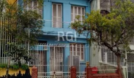 Casa para Venda - 160m², 3 dormitórios, 1 vaga - Cidade Baixa