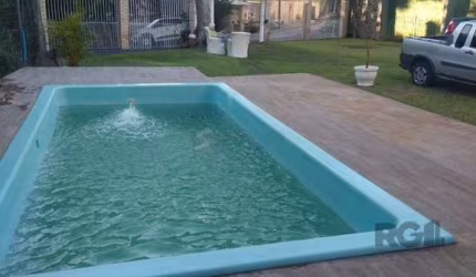 Casa Para Venda Com Amplo Pátio e Piscina