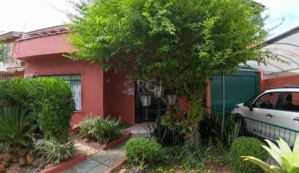 Casa para Venda - 404m², 5 dormitórios, sendo 3 suites, 2 vagas - Ipanema