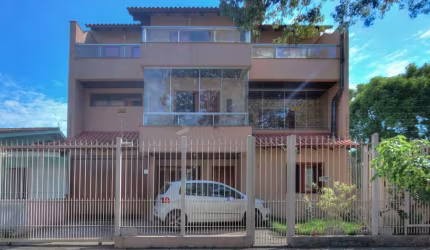 Casa para Venda - 323.74m², 3 dormitórios, 6 vagas - Tristeza