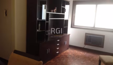 Apartamento para Venda - 67.4m², 2 dormitórios, 1 vaga - Petrópolis