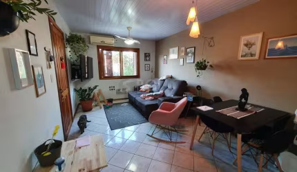 Casa 3 dormitório no bairro Hípica