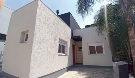 Casa em Condomínio em Hípica