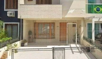 Casa 3 dormitórios, Hípica