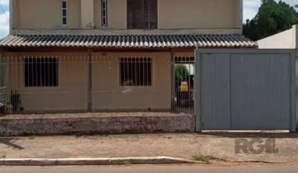 casa com 3 dormitórios no bairro Olaria