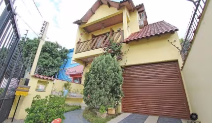 Casa para Venda - 165m², 3 dormitórios, sendo 1 suites, 2 vagas - Medianeira