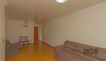 Excelente apartamento de 99m² com 3 dormitórios no bairro Petrópolis.