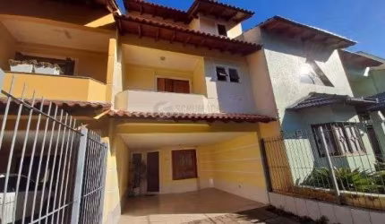Casa em Porto Alegre, no bairro Espírito Santo, com 3 dormitório(s), e 3 banheiros, à venda.