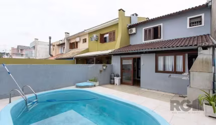Casa para Venda - 119m², 2 dormitórios, sendo 2 suites, 2 vagas - Hípica